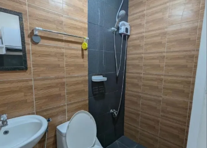 Miya's Crib E Staycation Tomas Morato Quezon