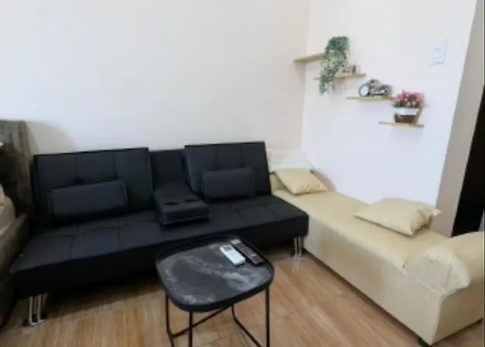 Aparthotel Miya's Crib E Staycation Tomas Morato Quezon 3*